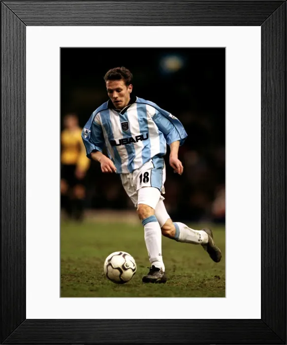 Framed Print : Craig Bellamy's Epic Battle: Coventry City vs Arsenal (03-02-2001) Framed Print : Craig Bellamy's Epic Battle: Coventry City vs Arsenal (03-02-2001)