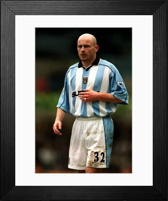 Framed Print : Lee Carsley in Action: Coventry City vs Derby County (FA Carling Premiership, 31-03-2001) Framed Print : Lee Carsley in Action: Coventry City vs Derby County (FA Carling Premiership, 31-03-2001)