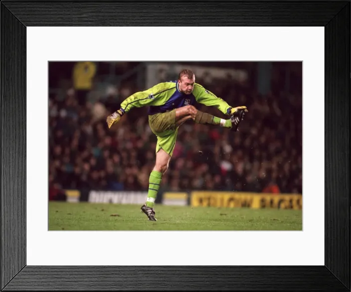 Framed Print : Magnus Hedman's Goal-Kick: Coventry City vs Manchester United (FA Carling Premiership) Framed Print : Magnus Hedman's Goal-Kick: Coventry City vs Manchester United (FA Carling Premiership)