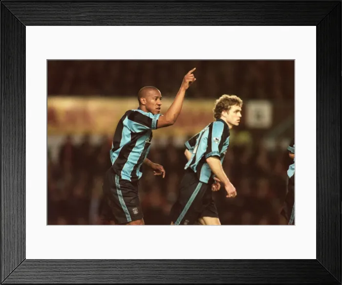 Framed Print : FA Carling Premiership - Coventry City v Arsenal Framed Print : FA Carling Premiership - Coventry City v Arsenal