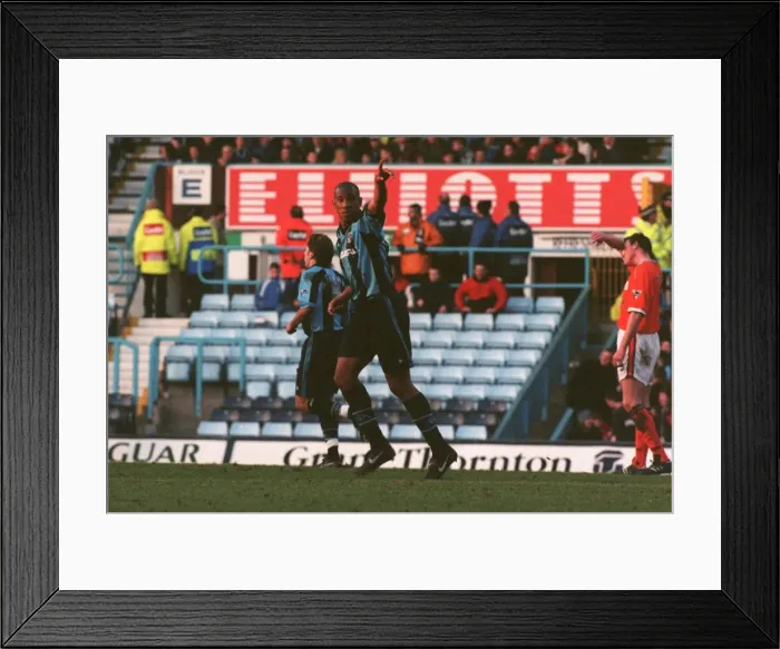 Framed Print : Dion Dublin's Euphoric Goal Celebration: Coventry City vs. Sheffield Wednesday (FA Carling Premiership, 07-02-1998) Framed Print : Dion Dublin's Euphoric Goal Celebration: Coventry City vs. Sheffield Wednesday (FA Carling Premiership, 07-02-1998)