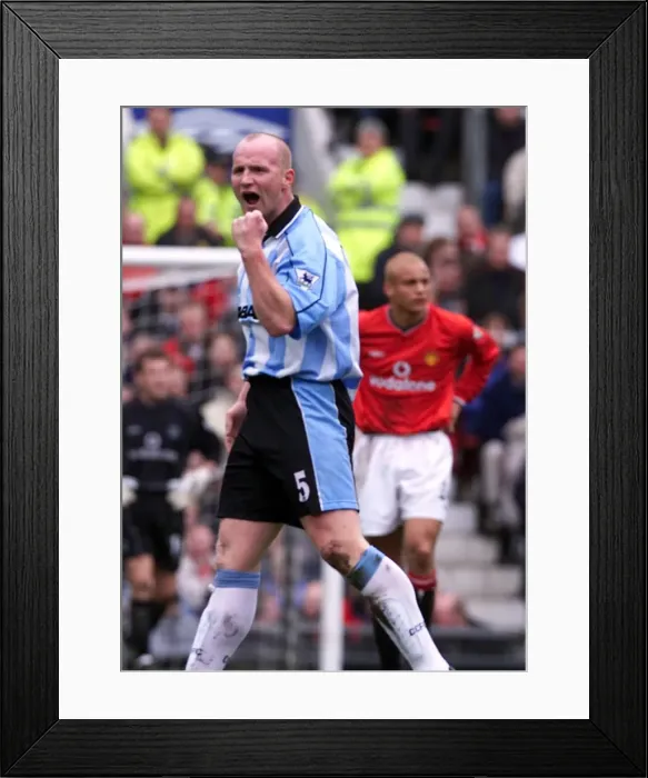 Framed Print : FA Carling Premiership - Manchester United v Coventry City - Old Trafford Framed Print : FA Carling Premiership - Manchester United v Coventry City - Old Trafford