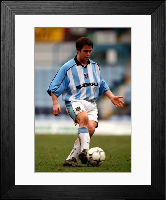Framed Print : Coventry City FC vs Pakistan: David Thompson in Action (Friendly Match) Framed Print : Coventry City FC vs Pakistan: David Thompson in Action (Friendly Match)