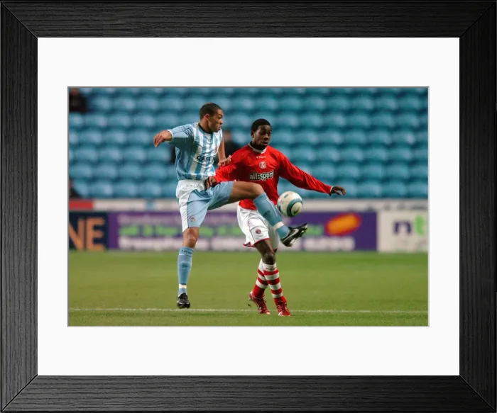 Framed Print : Battle for the Ball: Coventry City vs Charlton Athletic in the Barclays Reserve League South (29-11-2005) Framed Print : Battle for the Ball: Coventry City vs Charlton Athletic in the Barclays Reserve League South (29-11-2005)