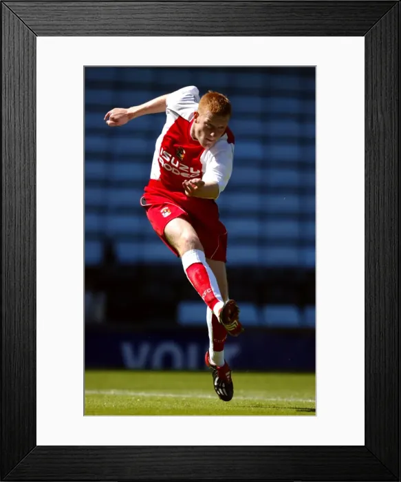 Framed Print : Andrew Whing in Action: Coventry City vs. Wolverhampton Pre-Season Friendly (02-08-2003) Framed Print : Andrew Whing in Action: Coventry City vs. Wolverhampton Pre-Season Friendly (02-08-2003)
