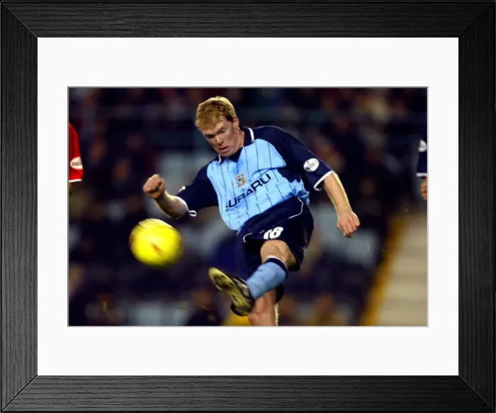 Framed Print : Coventry City vs Sunderland: A Fight in Division One (08-12-2003) Framed Print : Coventry City vs Sunderland: A Fight in Division One (08-12-2003)