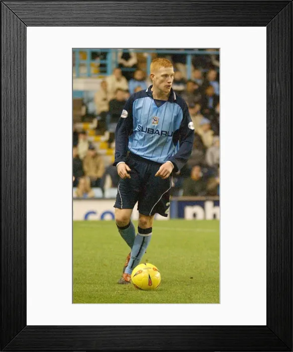 Framed Print : Andrew Whing Defends: Coventry City vs Watford (Nationwide Division One, 10-01-2004) Framed Print : Andrew Whing Defends: Coventry City vs Watford (Nationwide Division One, 10-01-2004)
