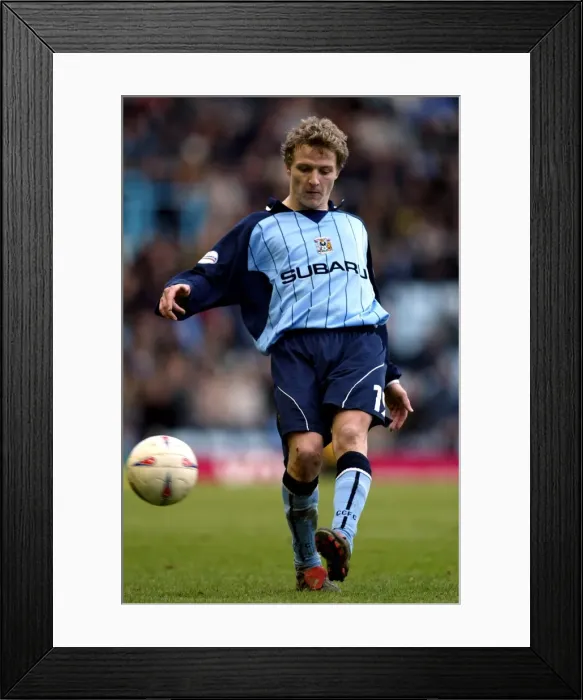 Framed Print : Gary McSheffrey in Action: Coventry City vs Burnley, Nationwide League Division One (13-03-2004) Framed Print : Gary McSheffrey in Action: Coventry City vs Burnley, Nationwide League Division One (13-03-2004)