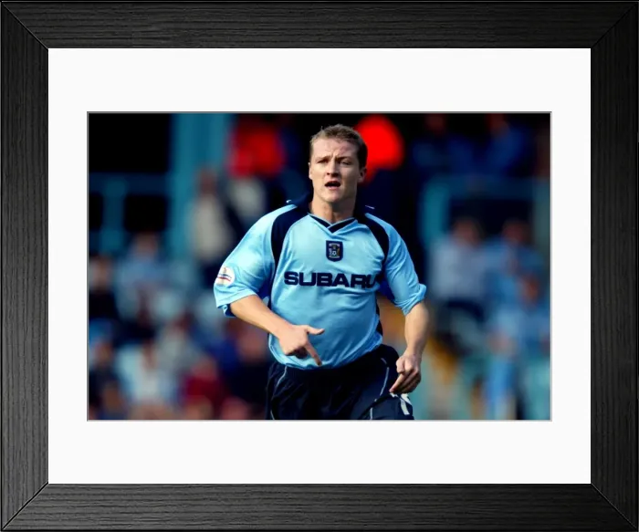 Framed Print : Coventry City vs. Nottingham Forest: A Football Rivalry in Nationwide League Division One (31-08-2002) Framed Print : Coventry City vs. Nottingham Forest: A Football Rivalry in Nationwide League Division One (31-08-2002)