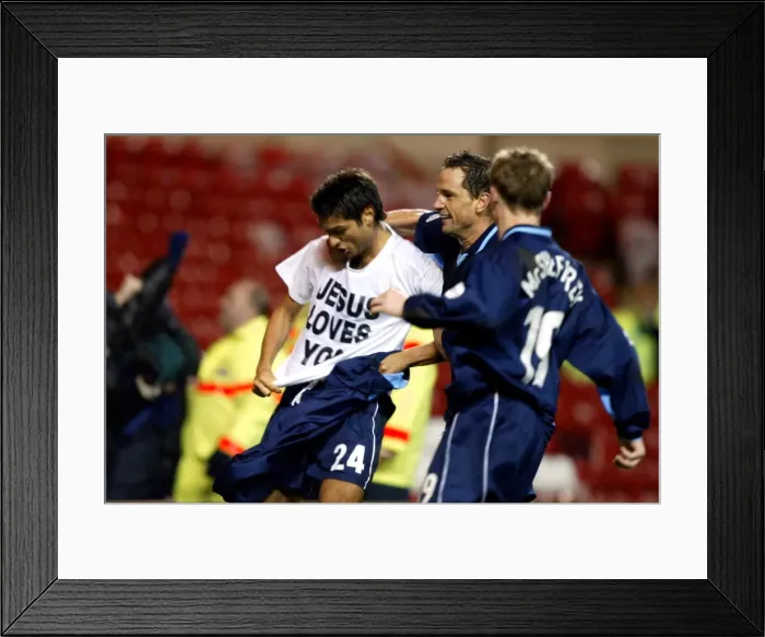 Framed Print : Coventry City's Triumphant Moment: Juan Sara, Dean Holdsworth, and Gary McSheffrey Celebrate Equalizing Goal vs. Nottingham Forest (January 18, 2003) Framed Print : Coventry City's Triumphant Moment: Juan Sara, Dean Holdsworth, and Gary McSheffrey Celebrate Equalizing Goal vs. Nottingham Forest (January 18, 2003)