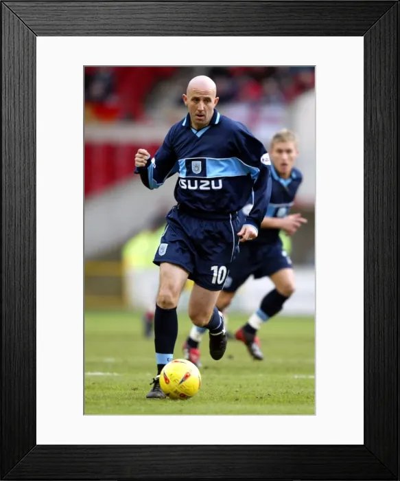 Framed Print : Clash of Titans: Nottingham Forest vs. Coventry City (Division One, January 18, 2003) Framed Print : Clash of Titans: Nottingham Forest vs. Coventry City (Division One, January 18, 2003)