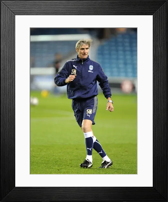 Framed Print : Steve Harrison's Pre-Match Focus: Coventry City FC at The Den vs Millwall (Npower Championship, 01-11-2011) Framed Print : Steve Harrison's Pre-Match Focus: Coventry City FC at The Den vs Millwall (Npower Championship, 01-11-2011)