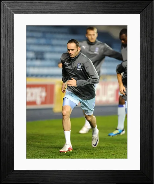 Framed Print : Millwall vs Coventry City: A Npower Championship Rivalry at The Den (November 2011) Framed Print : Millwall vs Coventry City: A Npower Championship Rivalry at The Den (November 2011)