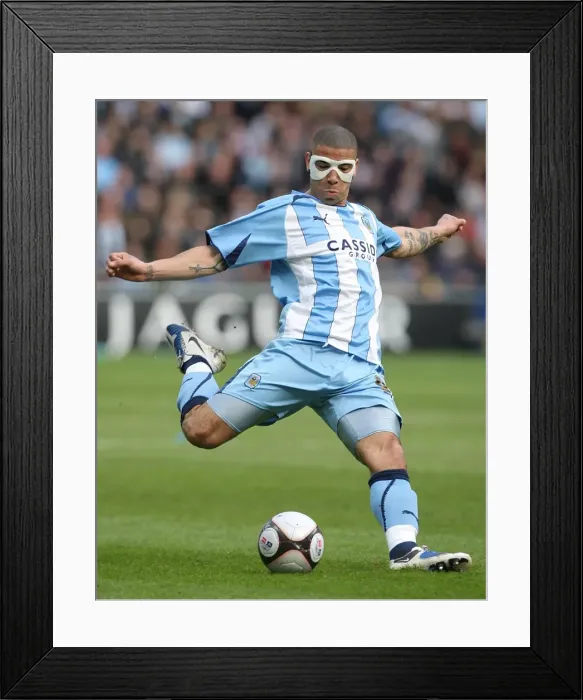Framed Print : Coventry City's Leon Best Shines: FA Cup Sixth Round Showdown vs. Chelsea (7th March 2009) Framed Print : Coventry City's Leon Best Shines: FA Cup Sixth Round Showdown vs. Chelsea (7th March 2009)