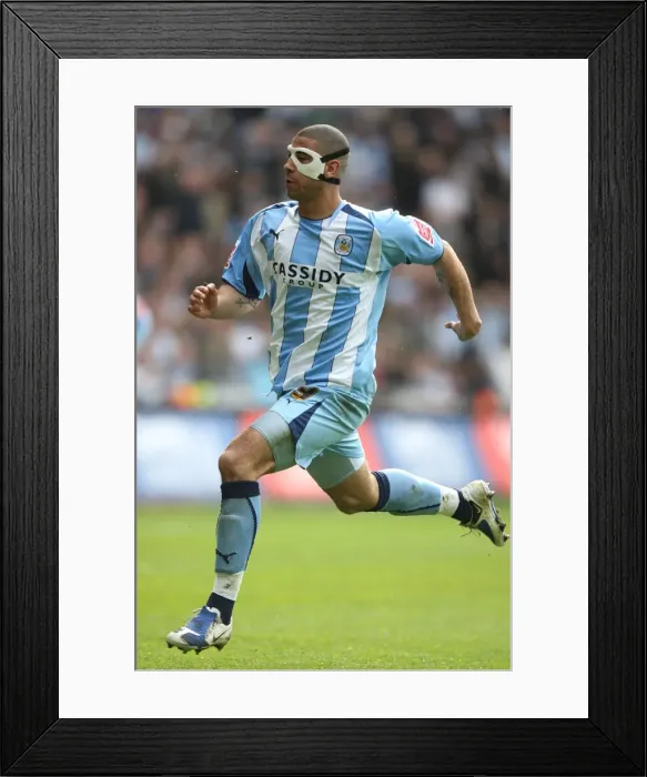 Framed Print : Coventry City's Leon Best: FA Cup Hero at Ricoh Arena vs. Chelsea (7th March 2009) Framed Print : Coventry City's Leon Best: FA Cup Hero at Ricoh Arena vs. Chelsea (7th March 2009)