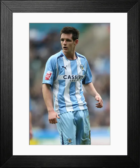 Framed Print : Scott Dann's Unyielding Performance: Coventry City vs. Chelsea in the FA Cup Sixth Round (7th March 2009) Framed Print : Scott Dann's Unyielding Performance: Coventry City vs. Chelsea in the FA Cup Sixth Round (7th March 2009)