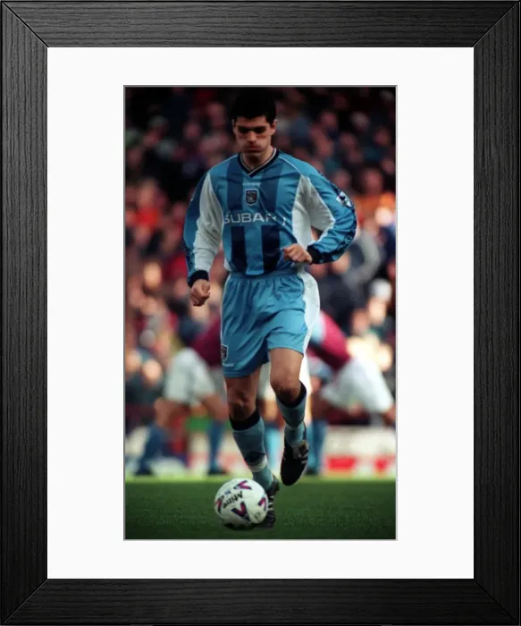 Framed Print : John Aloisi's Brilliant Performance: Coventry City's 1-4 Crushing Victory Over Aston Villa (FA Carling Premiership, 1999) Framed Print : John Aloisi's Brilliant Performance: Coventry City's 1-4 Crushing Victory Over Aston Villa (FA Carling Premiership, 1999)