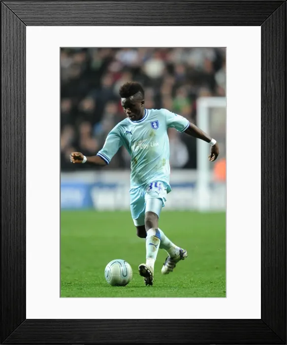 Framed Print : Gael Bigirimana in Action: Coventry City vs. West Ham United (19-11-2011, Ricoh Arena) Framed Print : Gael Bigirimana in Action: Coventry City vs. West Ham United (19-11-2011, Ricoh Arena)