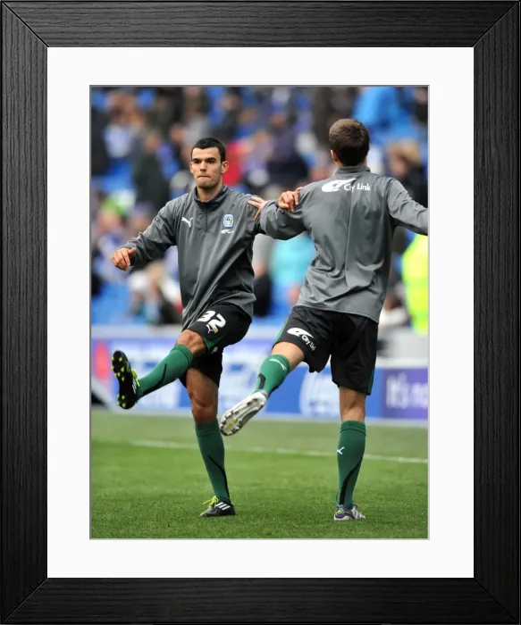 Framed Print : Conor Thomas in Focus: Coventry City Training at Brighton & Hove Albion, Npower Championship (2011) Framed Print : Conor Thomas in Focus: Coventry City Training at Brighton & Hove Albion, Npower Championship (2011)