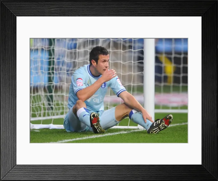 Framed Print : Last-Minute Heartbreak: Wood's Header Denied as Coventry City and Hull City Fight for Npower Championship Victory Framed Print : Last-Minute Heartbreak: Wood's Header Denied as Coventry City and Hull City Fight for Npower Championship Victory
