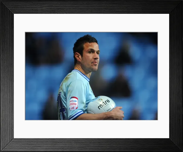 Framed Print : Richard Wood in Action: Coventry City vs Hull City, Npower Championship (10-12-2011) - Ricoh Arena Framed Print : Richard Wood in Action: Coventry City vs Hull City, Npower Championship (10-12-2011) - Ricoh Arena