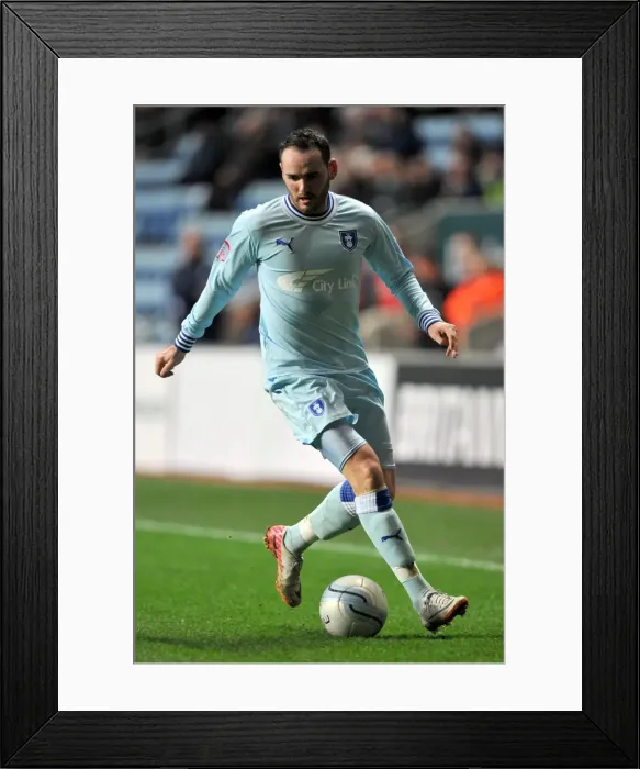 Framed Print : Coventry City vs Brighton & Hove Albion: Npower Championship Clash at Ricoh Arena (December 2011) Framed Print : Coventry City vs Brighton & Hove Albion: Npower Championship Clash at Ricoh Arena (December 2011)