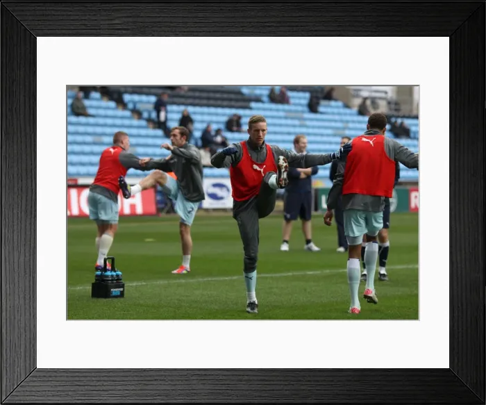 Framed Print : Championship Showdown: Coventry City vs Middlesbrough - Intense Warm-Up at Ricoh Arena (January 21, 2012) Framed Print : Championship Showdown: Coventry City vs Middlesbrough - Intense Warm-Up at Ricoh Arena (January 21, 2012)
