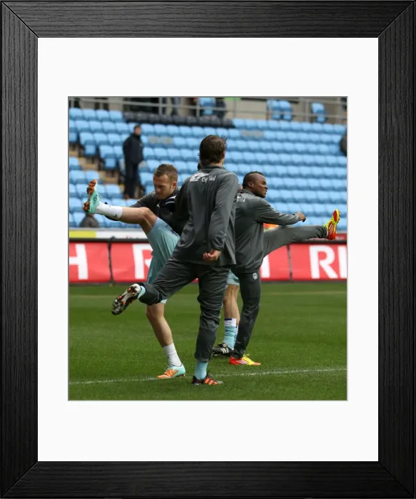 Framed Print : Coventry City FC: Sammy Clingan and Alex Nimely Preparing for Action during Warm-Up at Ricoh Arena vs. Middlesbrough (Npower Football League Championship, 21-01-2012) Framed Print : Coventry City FC: Sammy Clingan and Alex Nimely Preparing for Action during Warm-Up at Ricoh Arena vs. Middlesbrough (Npower Football League Championship, 21-01-2012)