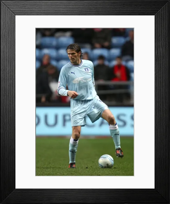 Framed Print : Hermann Hreidarsson in Action for Coventry City vs Middlesbrough at Ricoh Arena (21-01-2012) Framed Print : Hermann Hreidarsson in Action for Coventry City vs Middlesbrough at Ricoh Arena (21-01-2012)