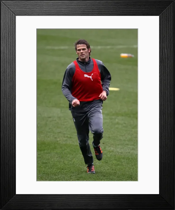 Framed Print : Hermann Hreidarsson in Action for Coventry City Against Middlesbrough at Ricoh Arena (Npower Championship, 21-01-2012) Framed Print : Hermann Hreidarsson in Action for Coventry City Against Middlesbrough at Ricoh Arena (Npower Championship, 21-01-2012)