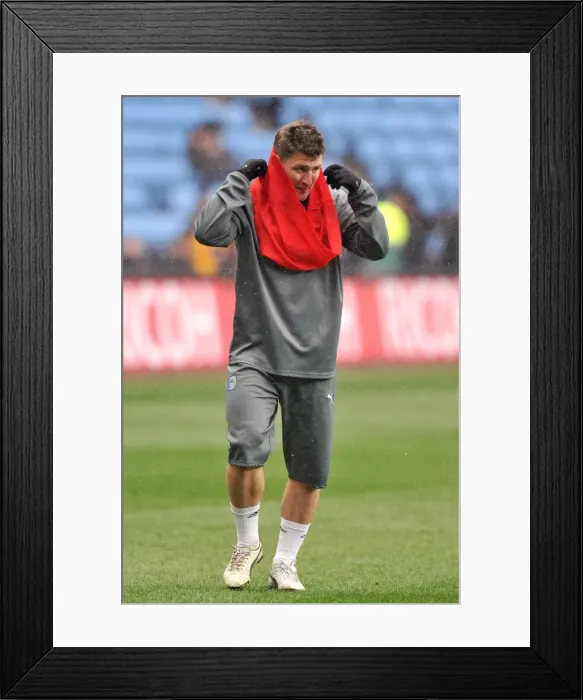Framed Print : Gary Deegan in Action for Coventry City Against Ipswich Town, Npower Championship 2012 (04-02) Framed Print : Gary Deegan in Action for Coventry City Against Ipswich Town, Npower Championship 2012 (04-02)