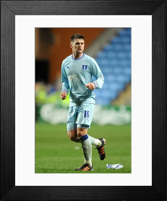 Framed Print : Oliver Norwood: Coventry City vs Leeds United at Ricoh Arena (February 14, 2012) Framed Print : Oliver Norwood: Coventry City vs Leeds United at Ricoh Arena (February 14, 2012)