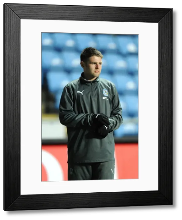 Framed Print : Championship Showdown: Oliver Norwood vs Leeds United at Ricoh Arena (February 14, 2012) Framed Print : Championship Showdown: Oliver Norwood vs Leeds United at Ricoh Arena (February 14, 2012)