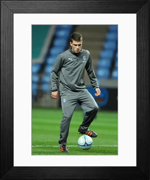Framed Print : Joshua Ruffels Faces Leeds United at Ricoh Arena (Npower Championship, 14-02-2012) Framed Print : Joshua Ruffels Faces Leeds United at Ricoh Arena (Npower Championship, 14-02-2012)