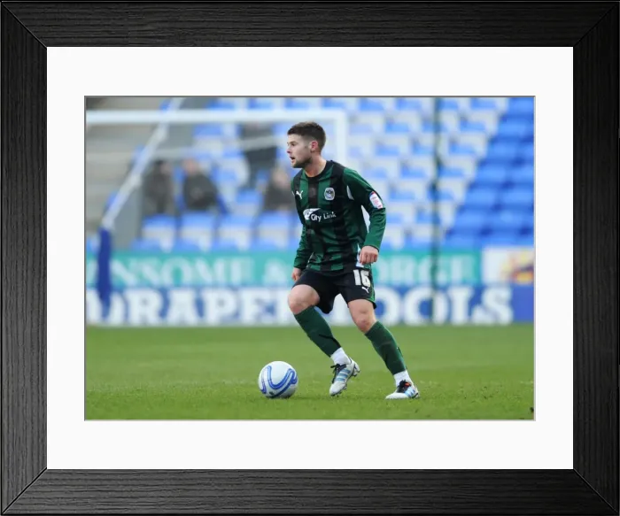 Framed Print : Oliver Norwood in Action: Coventry City vs. Reading, Npower Championship (11-02-2012, Madejski Stadium) Framed Print : Oliver Norwood in Action: Coventry City vs. Reading, Npower Championship (11-02-2012, Madejski Stadium)