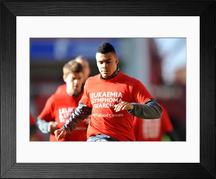 Framed Print : Jordan Willis in Action Against Nottingham Forest, Npower Championship (18-02-2012) Framed Print : Jordan Willis in Action Against Nottingham Forest, Npower Championship (18-02-2012)