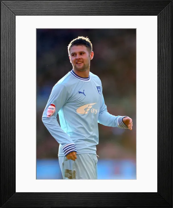 Framed Print : Oliver Norwood in Action for Coventry City against Nottingham Forest at City Ground (18-02-2012) Framed Print : Oliver Norwood in Action for Coventry City against Nottingham Forest at City Ground (18-02-2012)