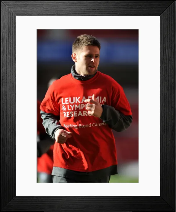 Framed Print : Midfield Battle: Oliver Norwood vs. Nottingham Forest (2012) - Coventry City Football Club at City Ground Framed Print : Midfield Battle: Oliver Norwood vs. Nottingham Forest (2012) - Coventry City Football Club at City Ground