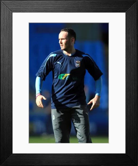 Framed Print : Npower Championship Clash: Coventry City vs Barnsley at Ricoh Arena (25-02-2012) Framed Print : Npower Championship Clash: Coventry City vs Barnsley at Ricoh Arena (25-02-2012)