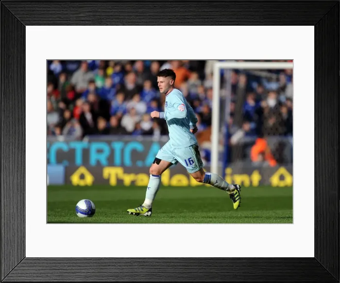 Framed Print : Oliver Norwood at The King Power Stadium: Coventry City vs. Leicester City, Npower Football League Championship (03-03-2012) Framed Print : Oliver Norwood at The King Power Stadium: Coventry City vs. Leicester City, Npower Football League Championship (03-03-2012)