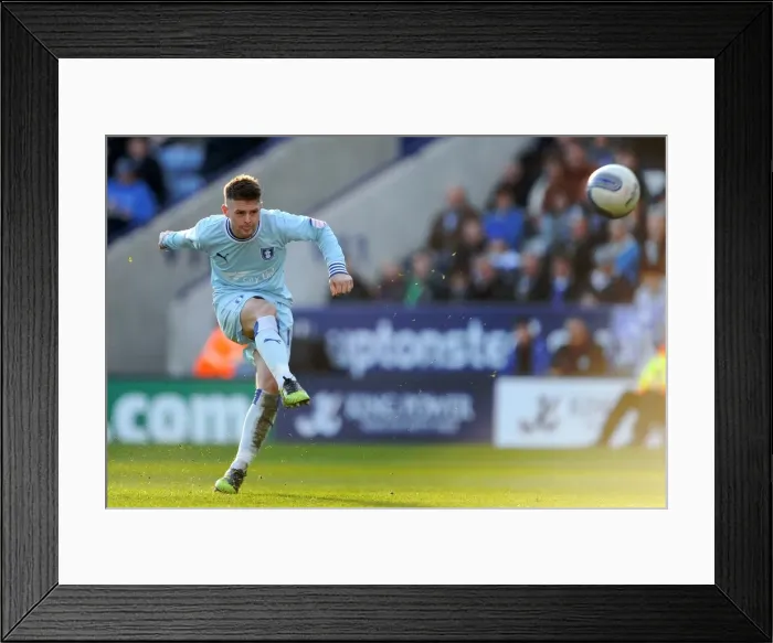 Framed Print : Oliver Norwood vs Leicester City: Coventry City's Midfield Battle in Championship Showdown (03-03-2012) Framed Print : Oliver Norwood vs Leicester City: Coventry City's Midfield Battle in Championship Showdown (03-03-2012)