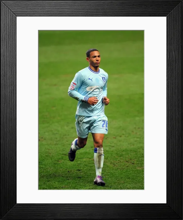 Framed Print : Jordon Clarke's Showdown: Coventry City vs Crystal Palace, Npower Championship (06-03-2012) Framed Print : Jordon Clarke's Showdown: Coventry City vs Crystal Palace, Npower Championship (06-03-2012)