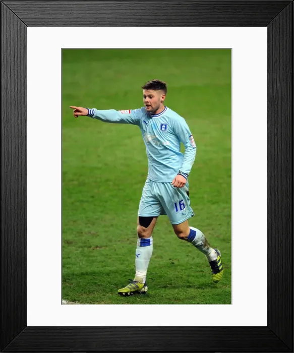 Framed Print : Oliver Norwood vs. Crystal Palace: A Championship Showdown at Ricoh Arena (6-3-2012) Framed Print : Oliver Norwood vs. Crystal Palace: A Championship Showdown at Ricoh Arena (6-3-2012)