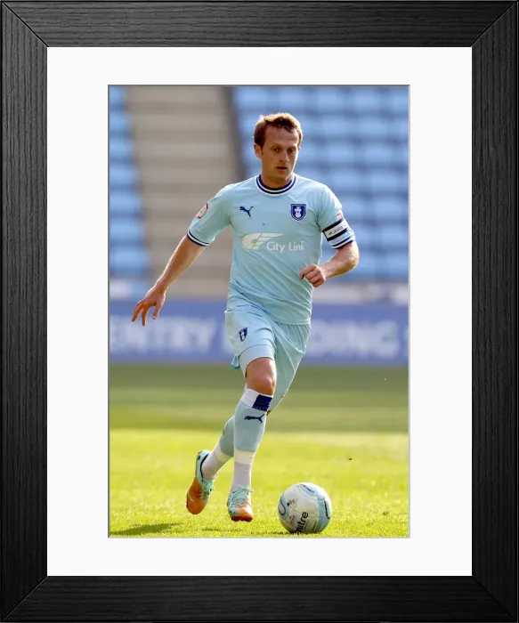 Framed Print : Sammy Clingan in Action: Coventry City vs Portsmouth, Npower Championship (24-03-2012) - Ricoh Arena Framed Print : Sammy Clingan in Action: Coventry City vs Portsmouth, Npower Championship (24-03-2012) - Ricoh Arena
