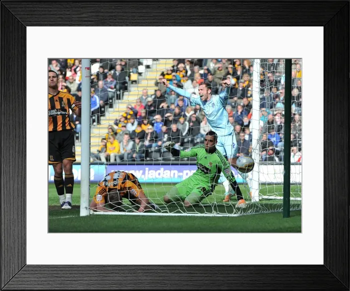Framed Print : npower Football League Championship - Hull City v Coventry City - KC Stadium Framed Print : npower Football League Championship - Hull City v Coventry City - KC Stadium