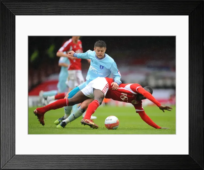 Framed Print : Adomah vs. Norwood: Intense Rivalry in the Npower Championship Clash between Bristol City and Coventry City (09-04-2012) Framed Print : Adomah vs. Norwood: Intense Rivalry in the Npower Championship Clash between Bristol City and Coventry City (09-04-2012)