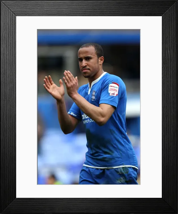 Framed Print : Andros Townsend's Emotional Tribute: Coventry City's Heartfelt Applause (09-04-2012) Framed Print : Andros Townsend's Emotional Tribute: Coventry City's Heartfelt Applause (09-04-2012)