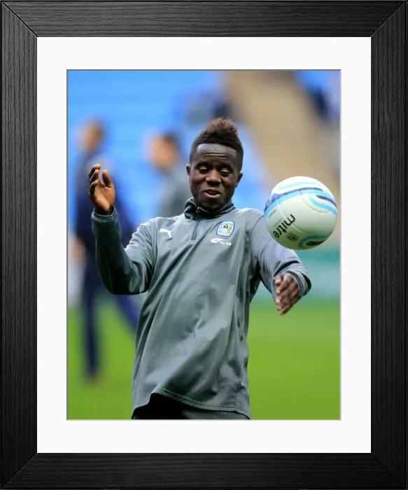 Framed Print : Gael Bigirimana in Action: Coventry City vs Millwall, Npower Championship (April 17, 2012, Ricoh Arena) Framed Print : Gael Bigirimana in Action: Coventry City vs Millwall, Npower Championship (April 17, 2012, Ricoh Arena)