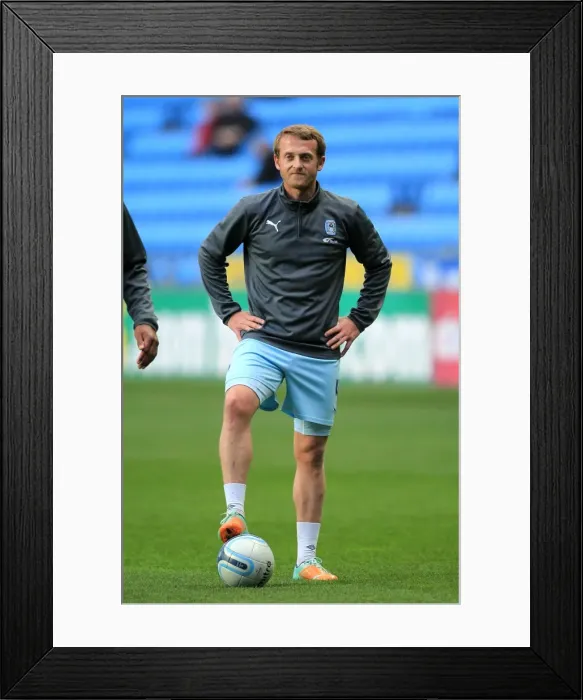 Framed Print : Sammy Clingan in Action: Coventry City vs. Millwall (Npower Championship, 17-04-2012) Framed Print : Sammy Clingan in Action: Coventry City vs. Millwall (Npower Championship, 17-04-2012)