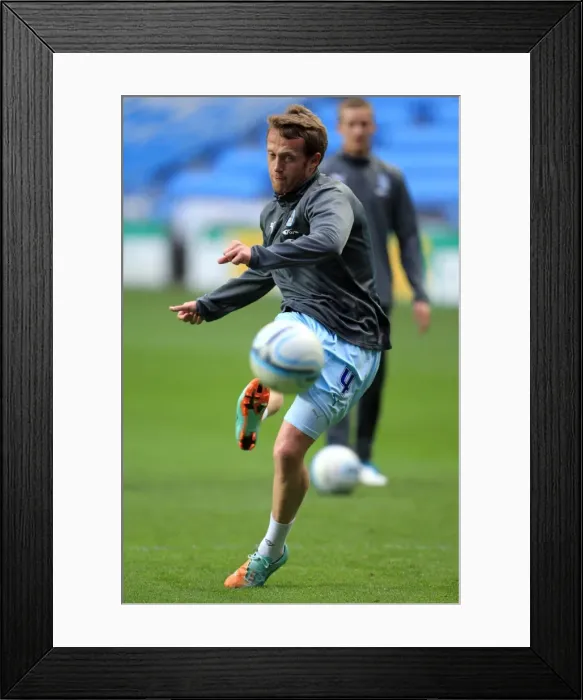 Framed Print : Sammy Clingan in Action: Coventry City vs Millwall (Npower Championship, 17-04-2012) Framed Print : Sammy Clingan in Action: Coventry City vs Millwall (Npower Championship, 17-04-2012)